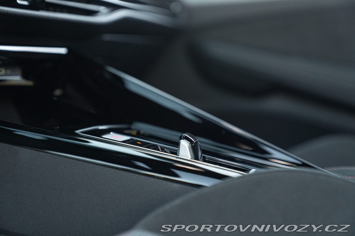 Volkswagen Golf GTI 2025