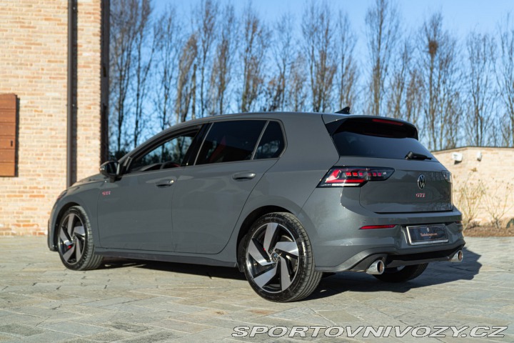 Volkswagen Golf GTI 2025