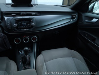 Alfa Romeo Giulietta Distinctive 1.4 T MultiAi 2016