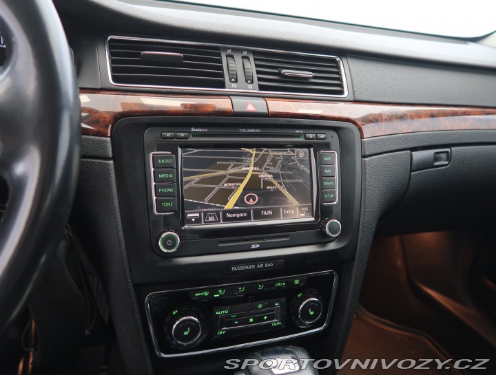 Škoda Superb Elegance 3.6 FSI V6 2009