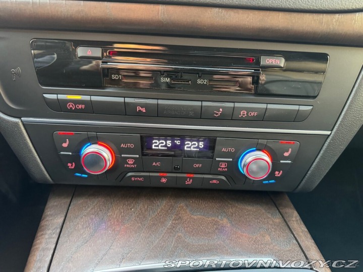 Audi S7 4,0   V8T, nez.topení,mas 2014