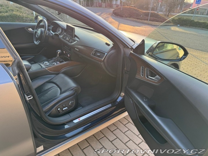 Audi S7 4,0   V8T, nez.topení,mas 2014