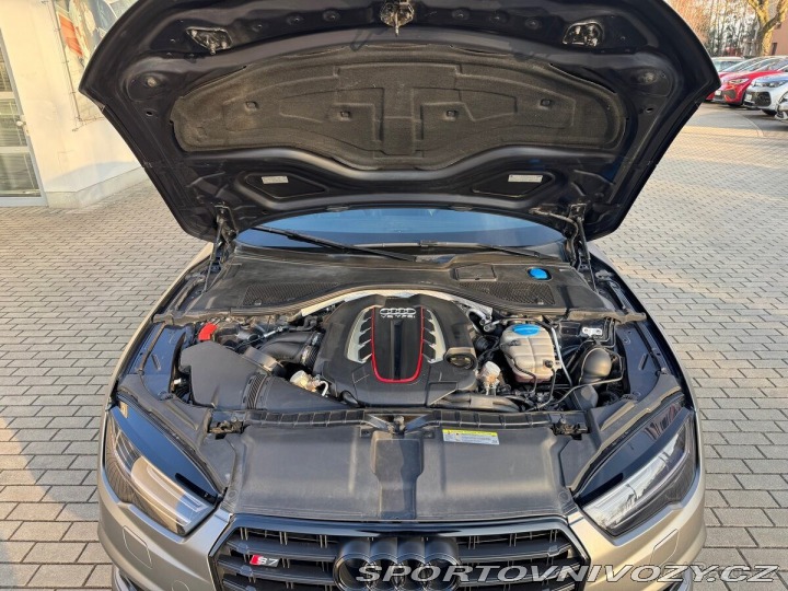 Audi S7 4,0   V8T, nez.topení,mas 2014