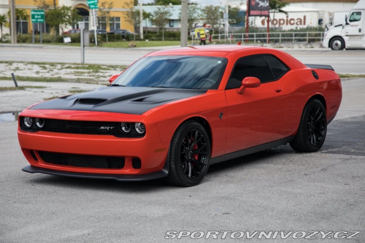 Dodge Challenger 6.2L/ SRT/ Hellcat/ 707hp 2016