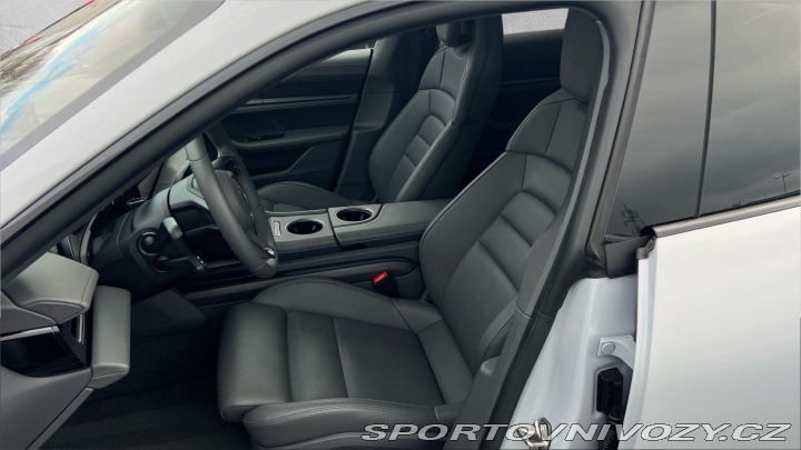 Porsche Taycan 4S 2024