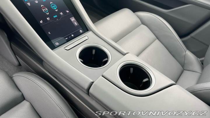 Porsche Taycan 4S 2024