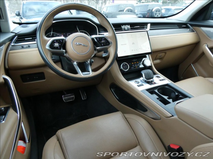 Jaguar F-Pace 2,0 P250 SE AWD,1.maj,ČR, 2022