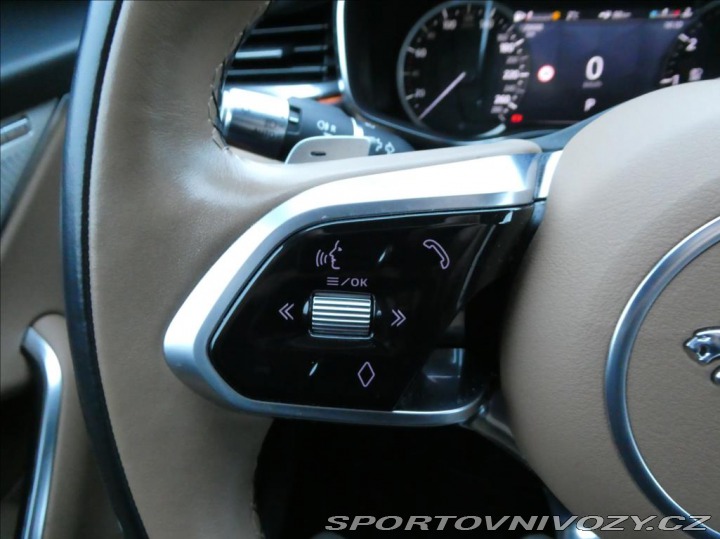 Jaguar F-Pace 2,0 P250 SE AWD,1.maj,ČR, 2022