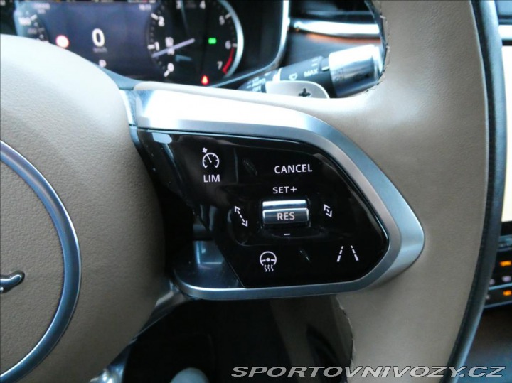 Jaguar F-Pace 2,0 P250 SE AWD,1.maj,ČR, 2022