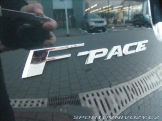 Jaguar F-Pace 2,0 P250 SE AWD,1.maj,ČR, 2022