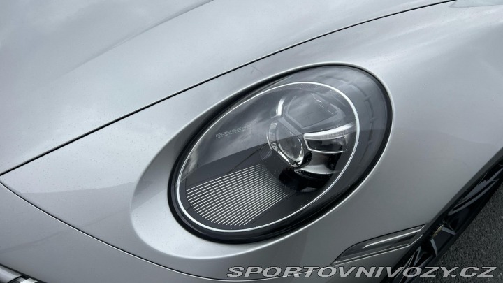 Porsche 911 Turbo 2021