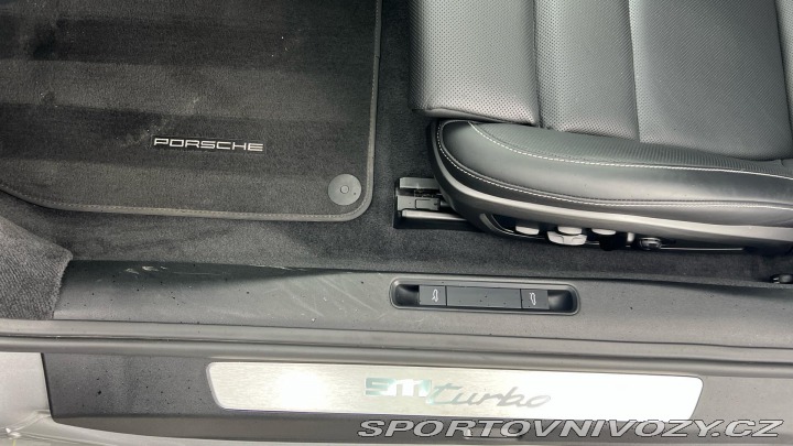 Porsche 911 Turbo 2021