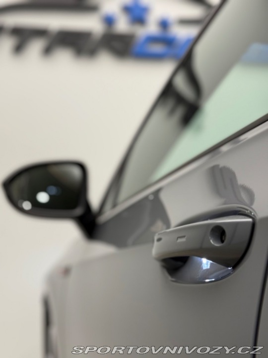 Volkswagen Golf 2.0 TSI GTI DSG 180kW/24 2021