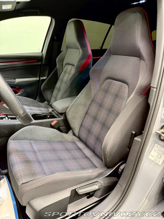 Volkswagen Golf 2.0 TSI GTI DSG 180kW/24 2021