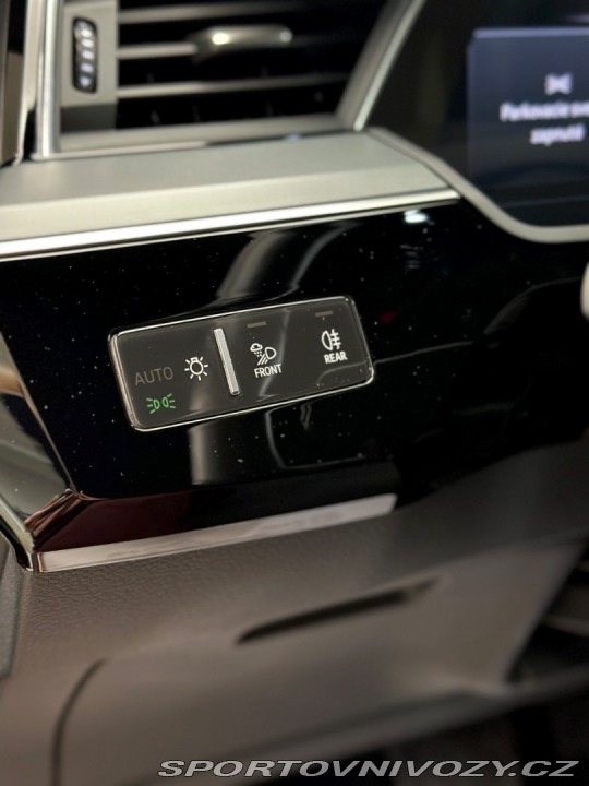 Audi Ostatní modely E-tron  55 quattro S line 2023