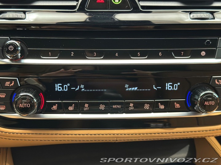 BMW 5 545e xDrive M Sport / La 2021