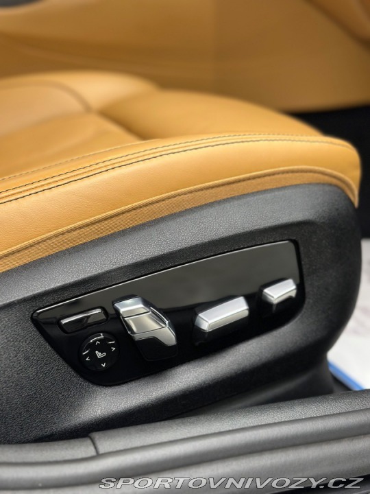 BMW 5 545e xDrive M Sport / La 2021