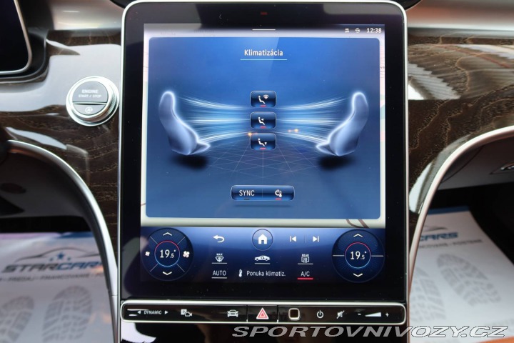 Mercedes-Benz C C180 AMG Line 1.majiteľ 2021