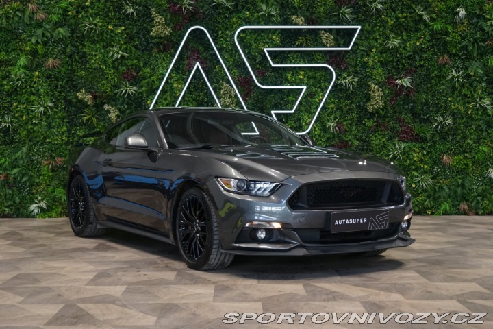 Ford Mustang GT*5.0*V8*A/T*CARPLAY*KAM 2017