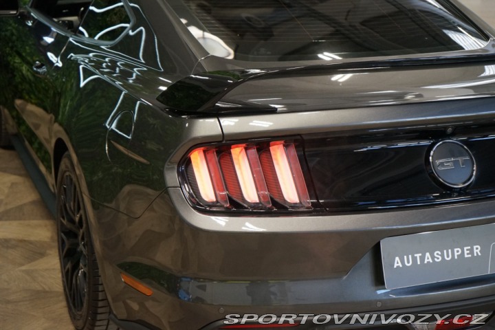 Ford Mustang GT*5.0*V8*A/T*CARPLAY*KAM 2017