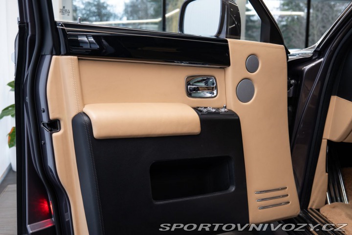 Rolls Royce Phantom 360/Vyhřívaná sedadla 2015