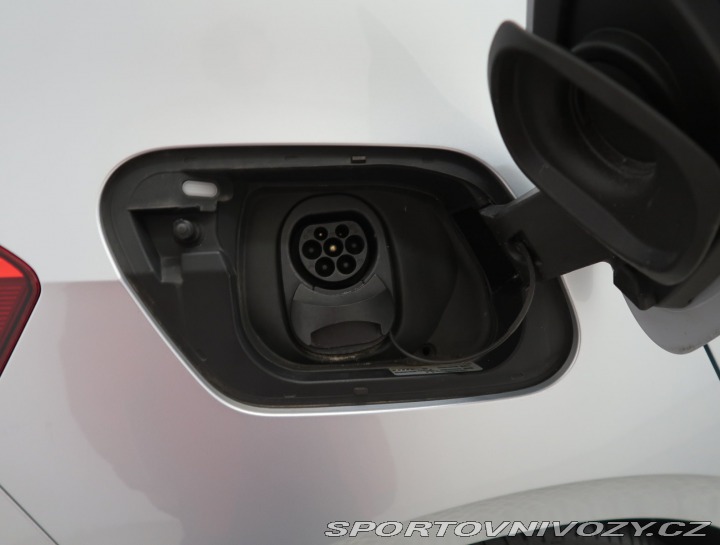 Volkswagen ID.3 1st (62 kWh) 2020