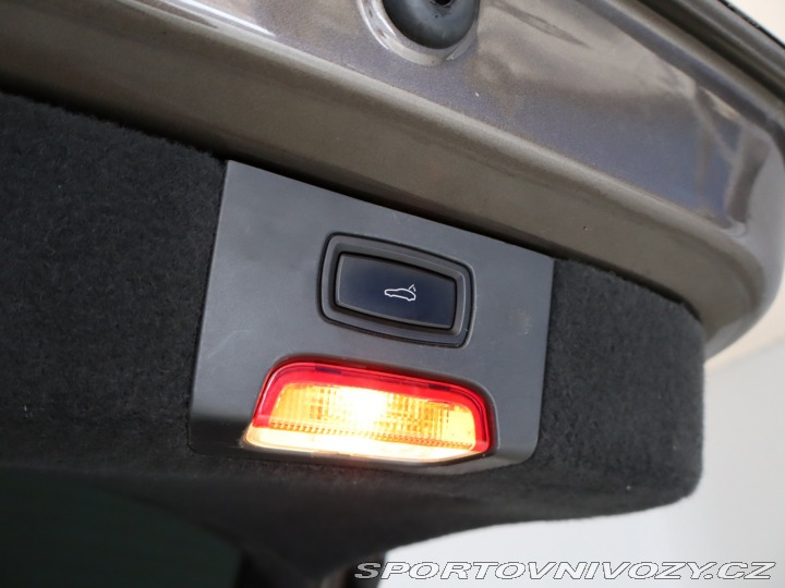 Porsche Cayenne Diesel 2012