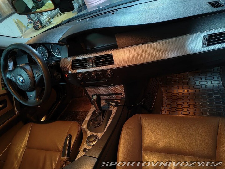 BMW 5 3,0 e61 530XD 2006