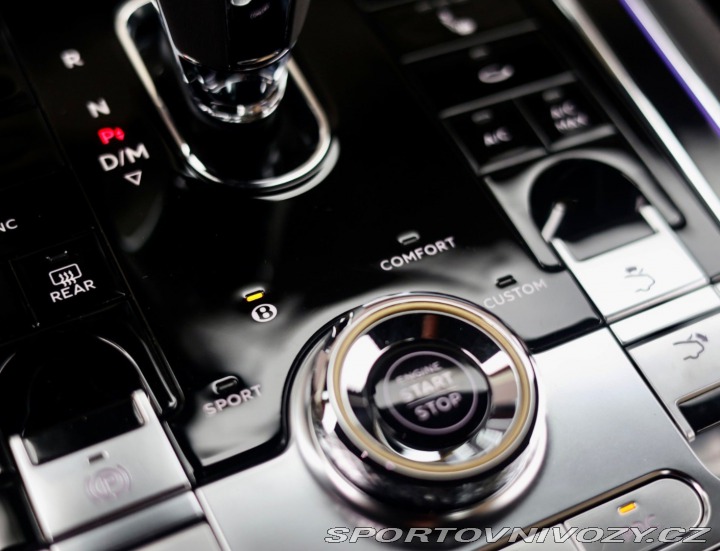 Bentley Continental 4.0 V8 440 KW 4x4| Nočné 2020