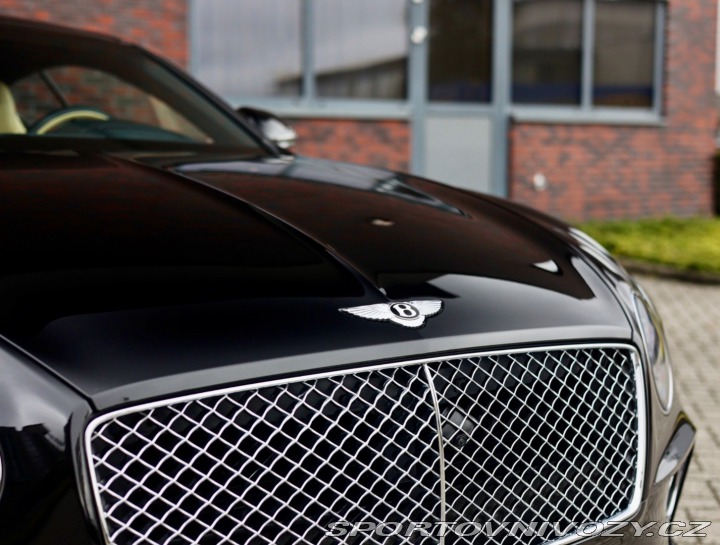 Bentley Continental 4.0 V8 440 KW 4x4| Nočné 2020