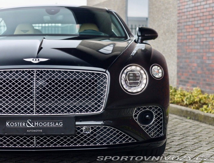 Bentley Continental 4.0 V8 440 KW 4x4| Nočné 2020