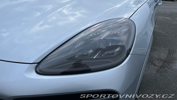 Porsche Cayenne Turbo 2019