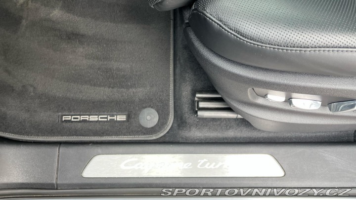 Porsche Cayenne Turbo 2019