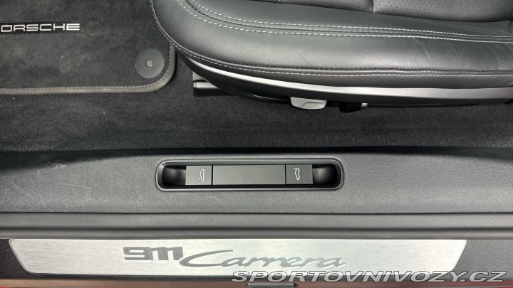 Porsche 911 Carrera 2025
