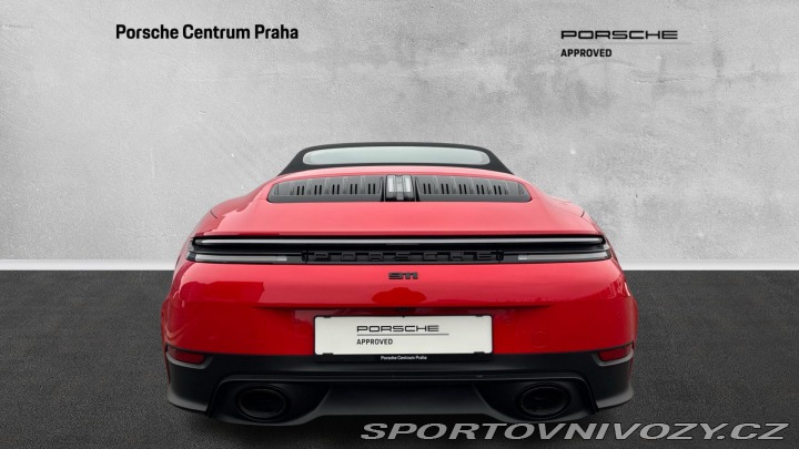 Porsche 911 Carrera 2025