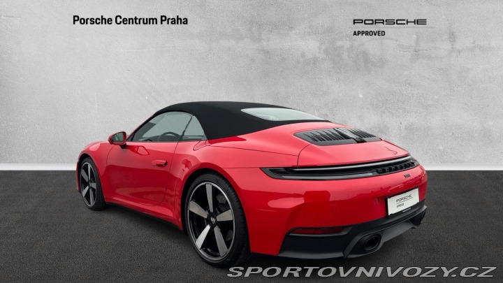 Porsche 911 Carrera 2025