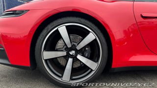 Porsche 911 Carrera 2025