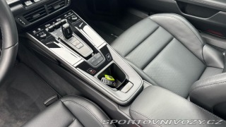 Porsche 911 Carrera 2025