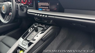 Porsche 911 Carrera 2025