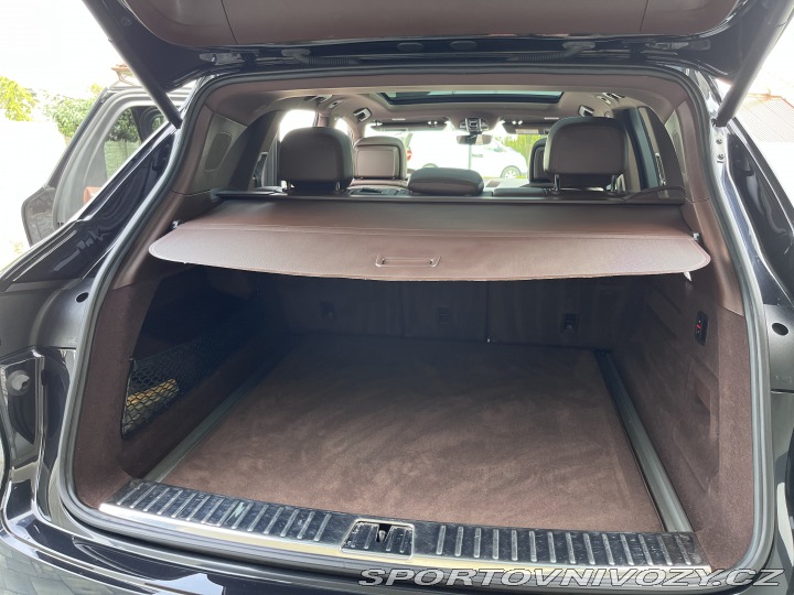 Porsche Cayenne  2019