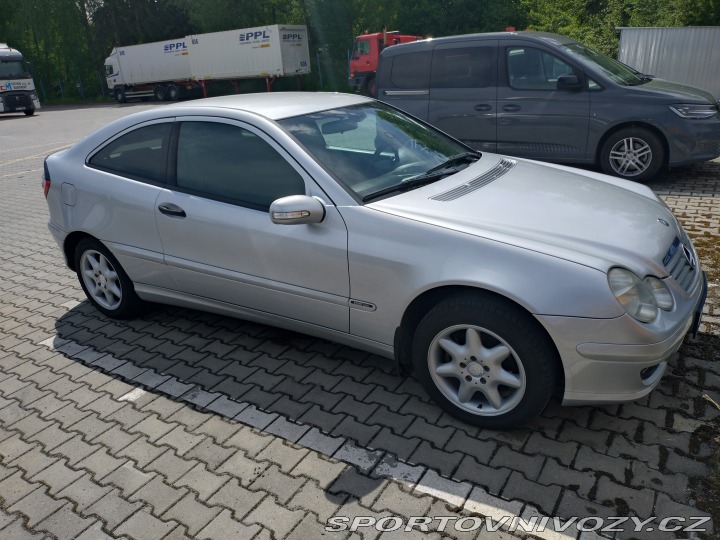 Mercedes-Benz CL W203 2004