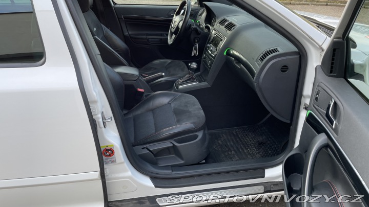 Škoda Octavia RS 2.0TDI RS DSG NAVI 2012