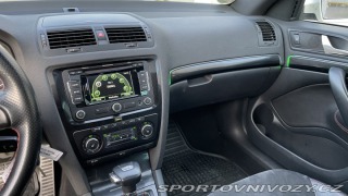 Škoda Octavia RS 2.0TDI RS DSG NAVI 2012