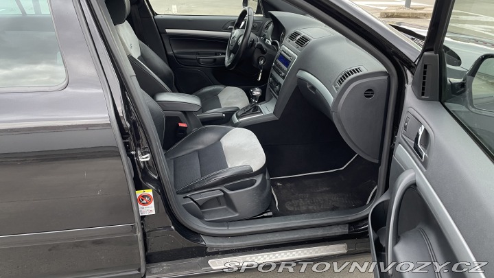Škoda Octavia RS 2.0TDI RS DSG 1.MAJITEL 2011