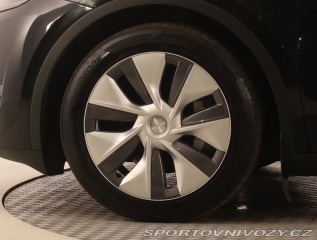 Tesla Model Y Long Range AWD 79kWh 2024