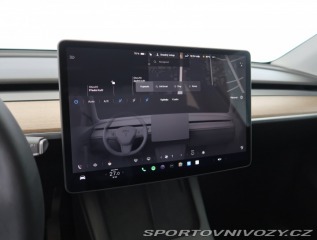 Tesla Model Y Long Range AWD 79kWh 2024