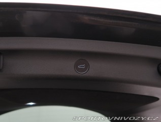 Tesla Model Y Long Range AWD 79kWh 2024