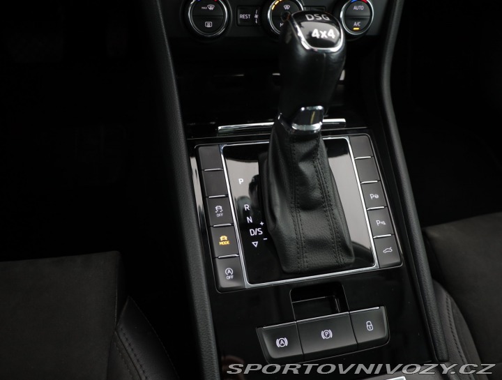 Škoda Superb 2.0 TSI 2015