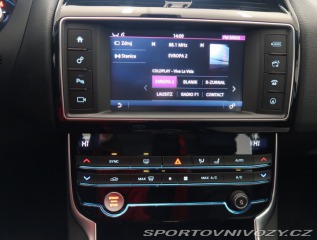 Jaguar XE E-Performance 2019