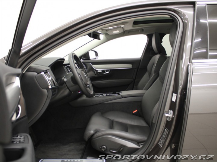 Volvo V90 2,0 T6 AWD PLUS Bright PA 2025